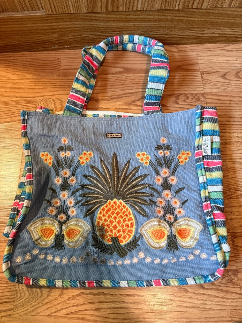 Sun n Sand
Esme | Artistic Canvas Tote,Shoulder Tote | SNS6460